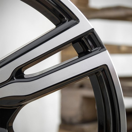 Felgi Aluminiowe 18'' 5x108 Carbonado Punch BFP